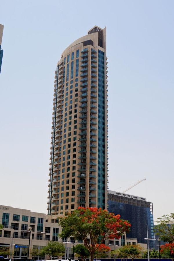 Icon Casa Living - Burj Views Tower Apartment ดูไบ ภายนอก รูปภาพ